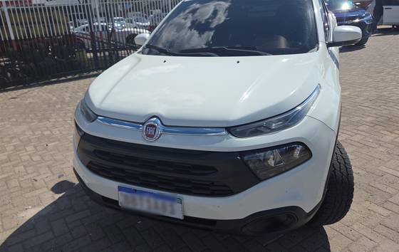 FIAT TORO 1.8 16V EVO FLEX FREEDOM AT6 FIAT TORO 1.8 16V EVO FLEX FREEDOM AT6